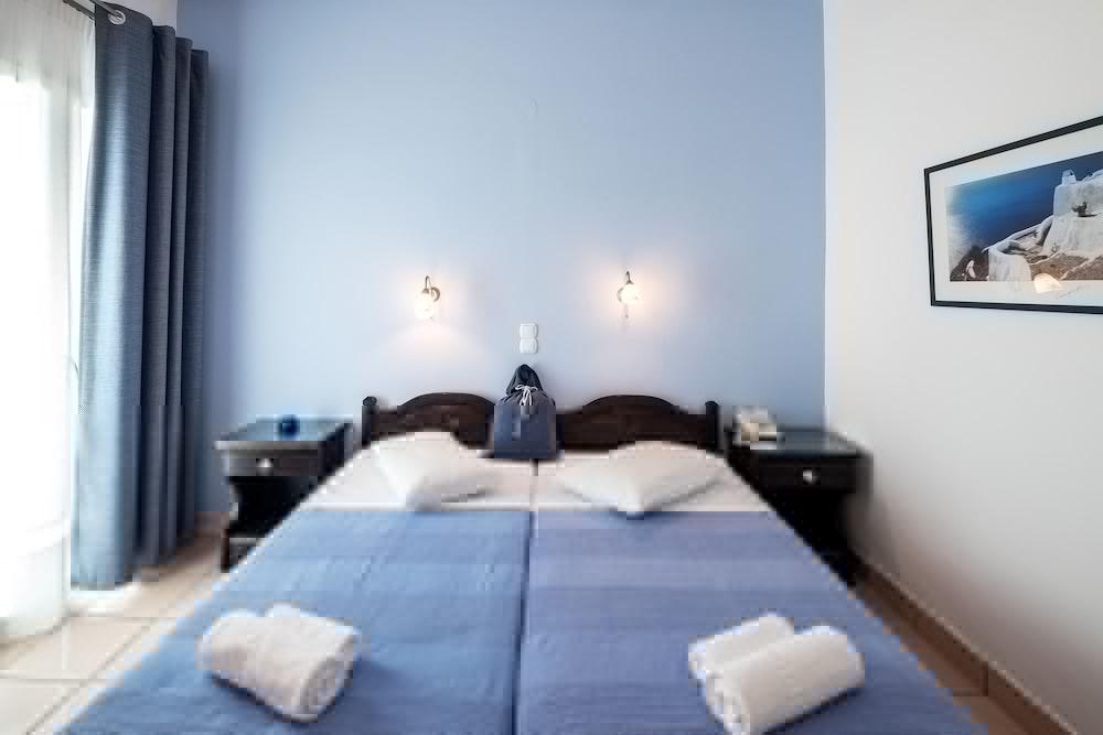 Dilion Hotel Parikia  Luaran gambar